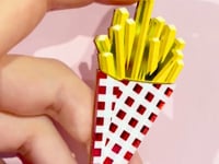 Broche Fries Before Guys