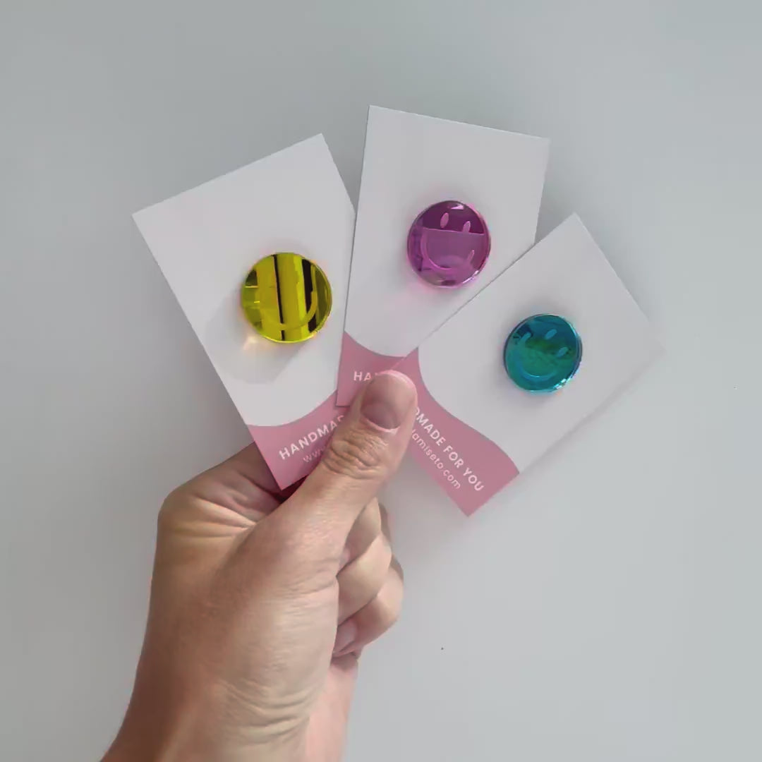Smiley Superpack – 3 Pins + 1 Spiegel
